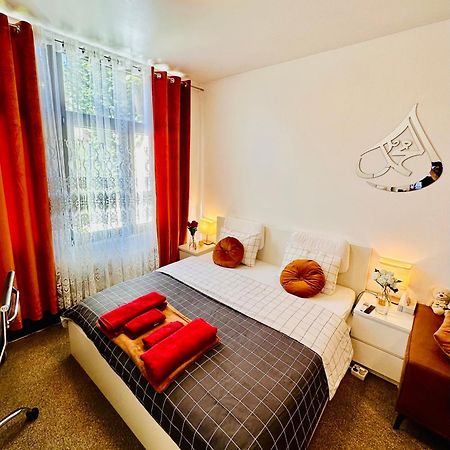 Lux Studio Appartment Брюксел Екстериор снимка