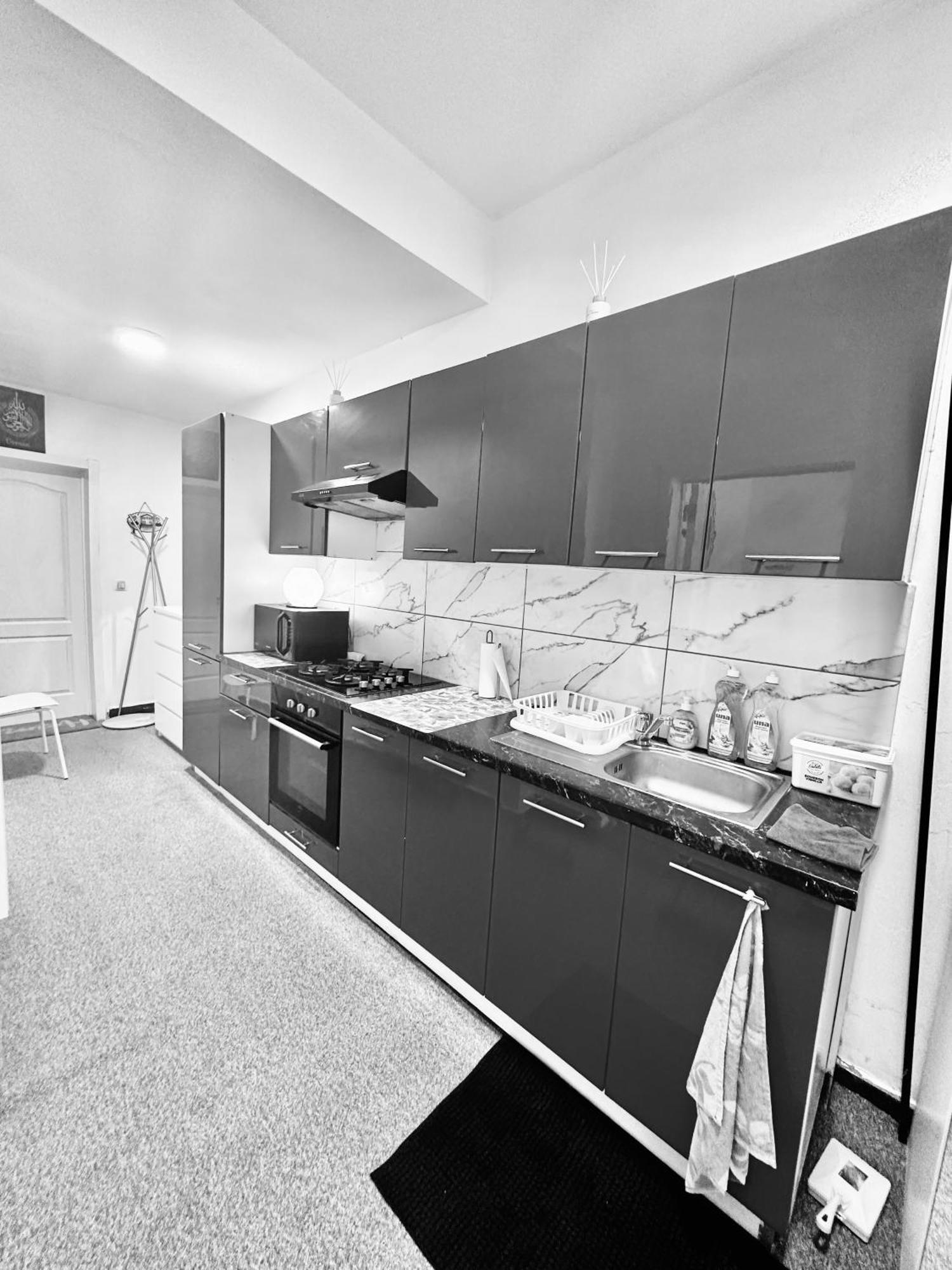 Lux Studio Appartment Брюксел Екстериор снимка